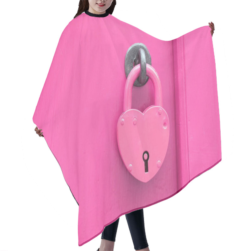 Personality   Image Of Locks Hair Cutting Cape