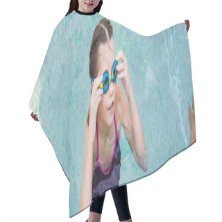 Personality  Horizontal Image Of Girl In Pool Touching Swim Goggles While Looking Away Hair Cutting Cape