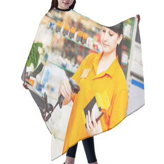 Personality  Seller With Barcode Scanner In Shop Hair Cutting Cape