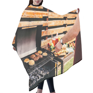 Personality  Man Cooking Grilled Meat Burgers For Outdoors Barbecue Hair Cutting Cape