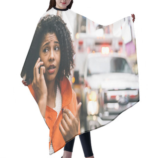 Personality  Afro American Woman Calling Hair Cutting Cape