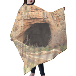 Personality  Entrance To The Carlsbad Caverns Hair Cutting Cape