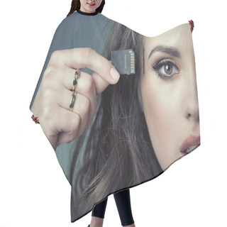 Personality  Sensual Woman Inserting Card Into Her Head Hair Cutting Cape