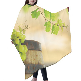 Personality  Wine Barrel, Grape And Grapevine Hair Cutting Cape
