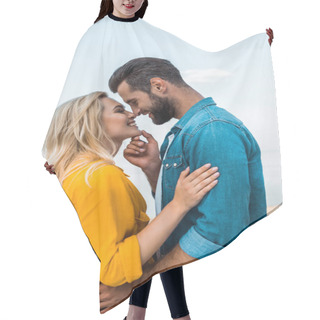 Personality  Side View Of Smiling Couple Touching With Noses On Beach Hair Cutting Cape