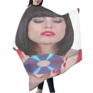 Personality  Brunette Woman Looking A Cd Hair Cutting Cape
