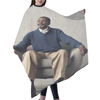 Personality  Handsome African American Man Sitting In Armchair With Big Clock On Wall Hair Cutting Cape