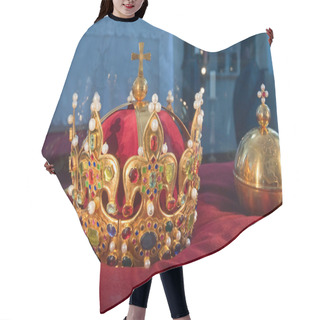 Personality  King Crown Hair Cutting Cape