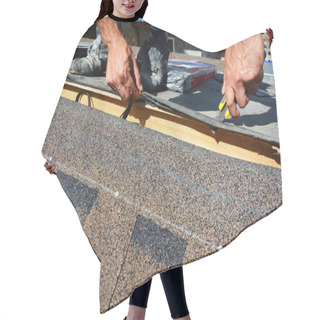 Personality  Repair Of A Roofing From Shingles. Roofer Cutting Roofing Felt Or Bitumen During Waterproofing Works. Roof Shingles - Roofing. Bitumen Tile Roof. Hair Cutting Cape