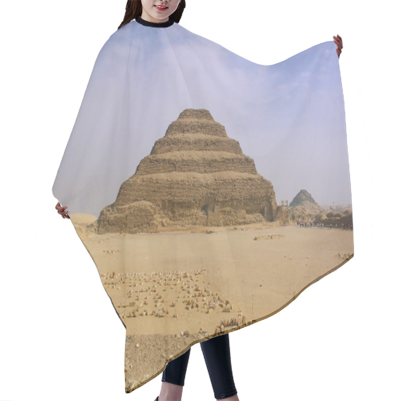 Personality  Pyramid Of Djoser At Saqqara - Egypt Hair Cutting Cape