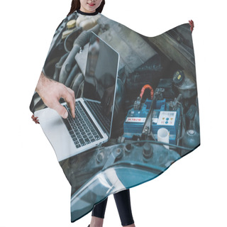 Personality  Cropped View Of Car Mechanic Using Laptop With Blank Screen Near Car  Hair Cutting Cape