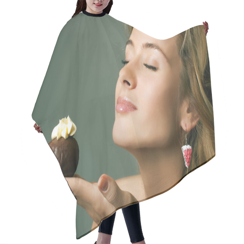 Personality  Young Blonde Woman Eating the Cake hair cutting cape
