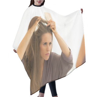 Personality  Woman Combing Hair In Bathroom Hair Cutting Cape