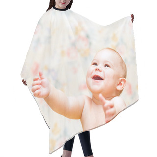 Personality  Laughing Baby Hands Up Hair Cutting Cape