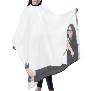 Personality  Pregnant Hair Cutting Cape