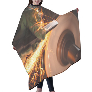 Personality  Grinder Sparks. Hair Cutting Cape