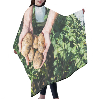 Personality  Farmer Holding Potatoes In Field Hair Cutting Cape