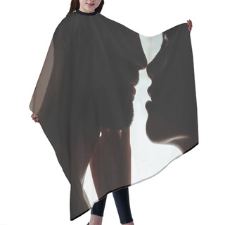 Personality  Silhouettes Of Sexy Young Passionate Kissing Couple Hair Cutting Cape