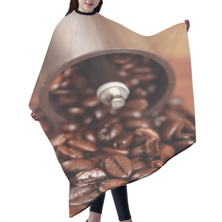 Personality  Coffee Beans Overflowing From The Coffee Mill Hair Cutting Cape