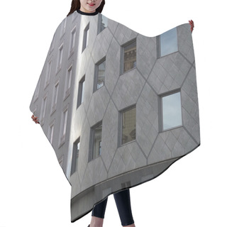 Personality  Modern Architect Curve Wall And Windows Hair Cutting Cape