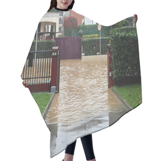 Personality  Entry Of A House During A Flood And Flooded Road Hair Cutting Cape