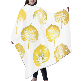 Personality  Vector Seamless Pattern With Yellow Autumn Linden Leaves. Hair Cutting Cape