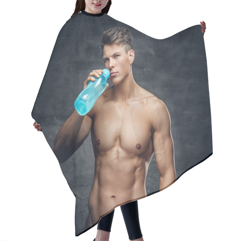 Personality  Shirtless Muscular Male Drinking Water Hair Cutting Cape