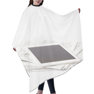 Personality  Digital Tablet With Blank Screen On Pile Of Newspapers, On White Hair Cutting Cape