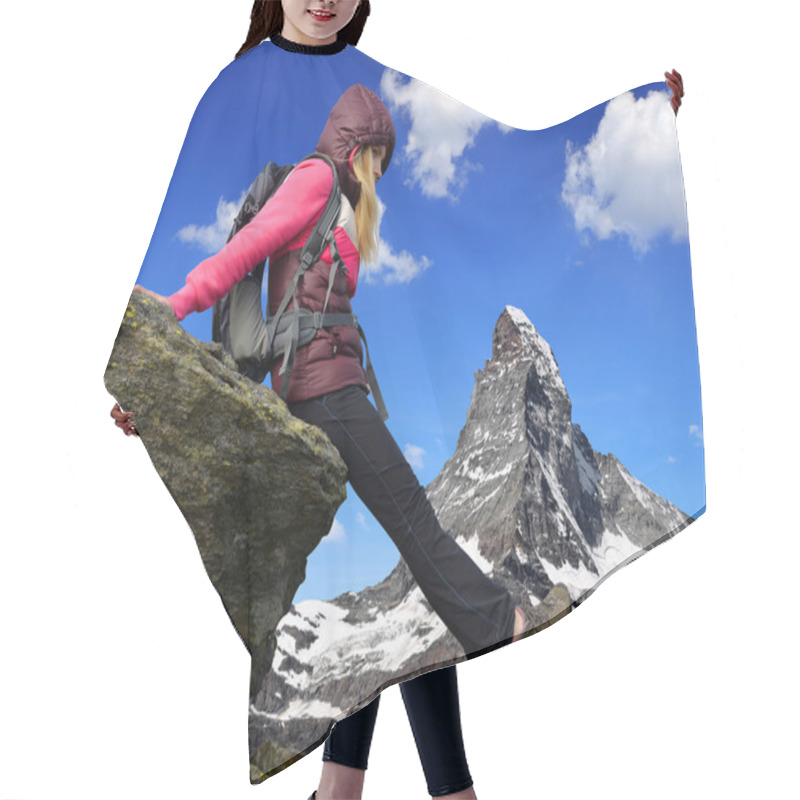 Personality  Girl On Rock Hair Cutting Cape