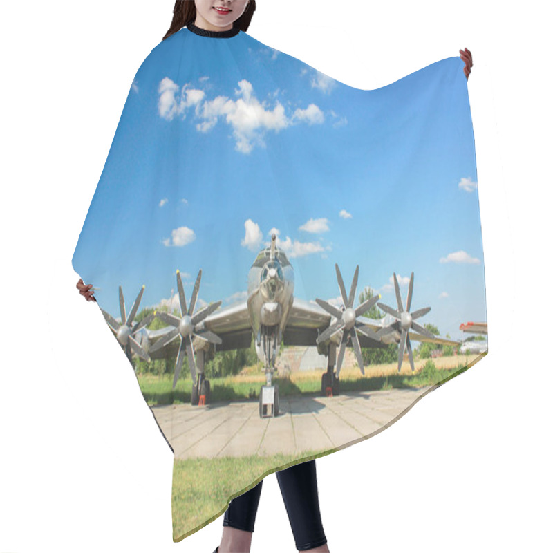 Personality  Bomber Tupolev Tu-142 Hair Cutting Cape