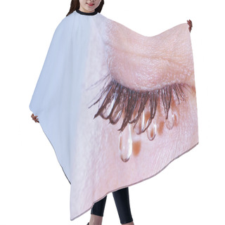 Personality  Weeping Woman Hair Cutting Cape