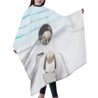 Personality  Tooth Extraction Concept Hair Cutting Cape