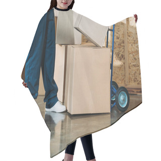 Personality  Courier Stacking Cardboard Boxes On Handcart Hair Cutting Cape