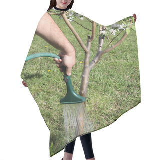 Personality  Watering Tree Hair Cutting Cape