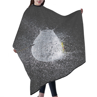 Personality  Water Balloon Explosion Hair Cutting Cape