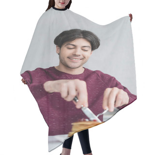 Personality  Cheerful Man Cutting Pancakes While Having Breakfast On Blurred Foreground Hair Cutting Cape