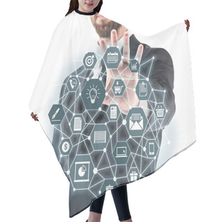 Personality  Businessman Showing Virtual Scheme Hair Cutting Cape