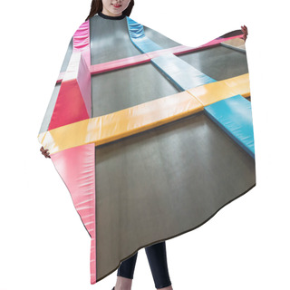 Personality  Interconnected Trampolines For Indoor Jumping Hair Cutting Cape