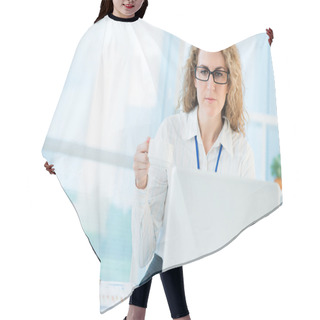 Personality  Networking  Hair Cutting Cape