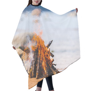 Personality  Bright Campfire Hair Cutting Cape