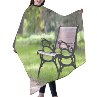 Personality  Stylish Bench In Park Hair Cutting Cape