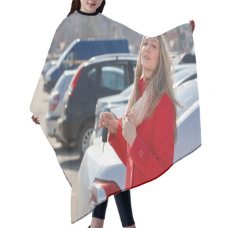 Personality  Girl And Car Hair Cutting Cape