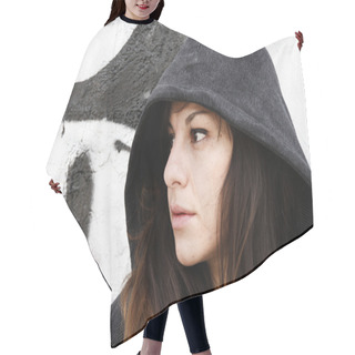 Personality  Girl Leaning On A Wall Hair Cutting Cape
