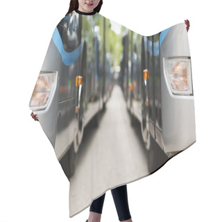Personality  New Modern City Bus Hair Cutting Cape