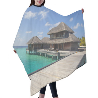Personality  Holiday Home Complex In The Maldives Hair Cutting Cape