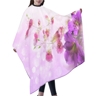 Personality  Cute Purple Flowers On A Lilac Background Hair Cutting Cape