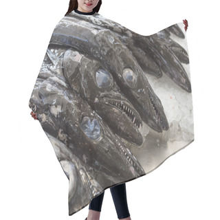Personality  Black Scabbard Fish On A Market Hair Cutting Cape
