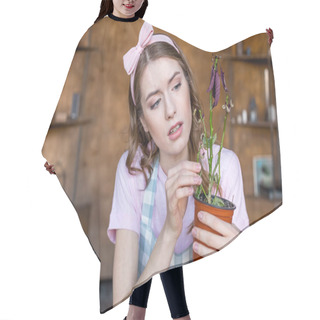 Personality  Woman Holding Plant In Flowerpot Hair Cutting Cape