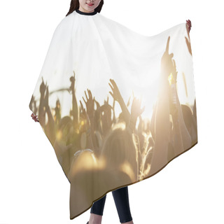 Personality  Audience At Music Festival Hair Cutting Cape