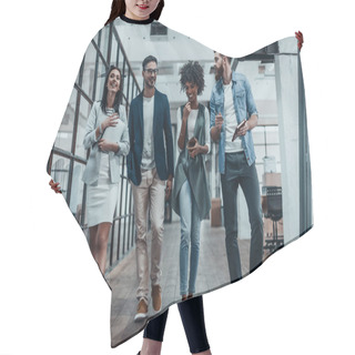 Personality  Business People Walking In Modern Office Hair Cutting Cape